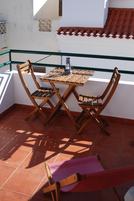 Hakuna Matata Hostel ซัมบูเจย์ราโดมาร์ ภายนอก รูปภาพ